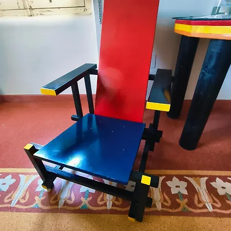 Nella Vecchia *